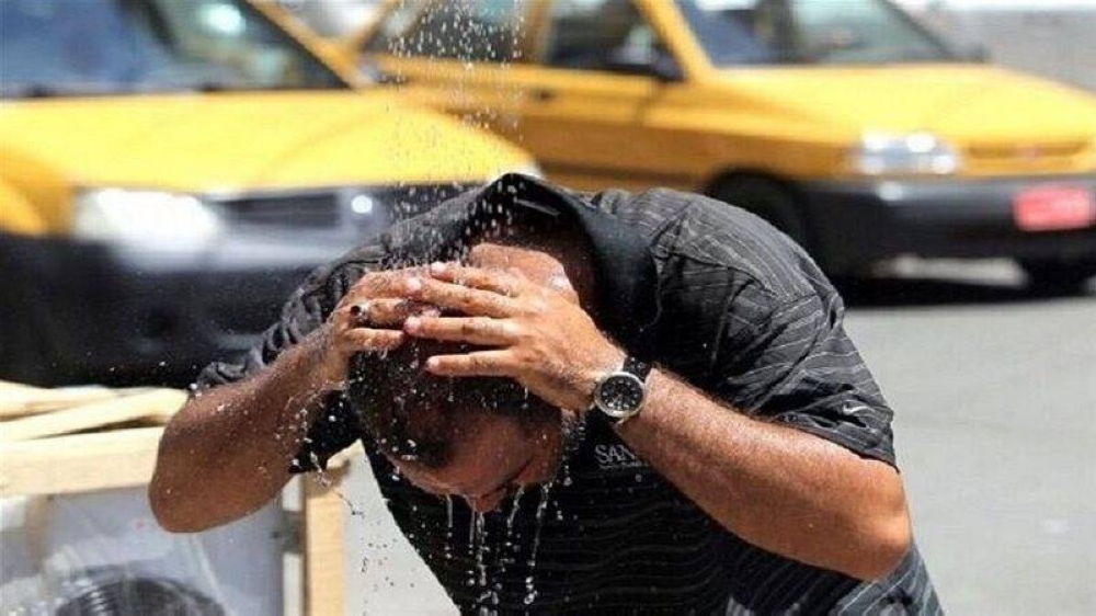 ماذا يحدث لجسمك عند ارتفاع الرطوبة؟.. تأثيرات ملحوظة على البشرة والشعر