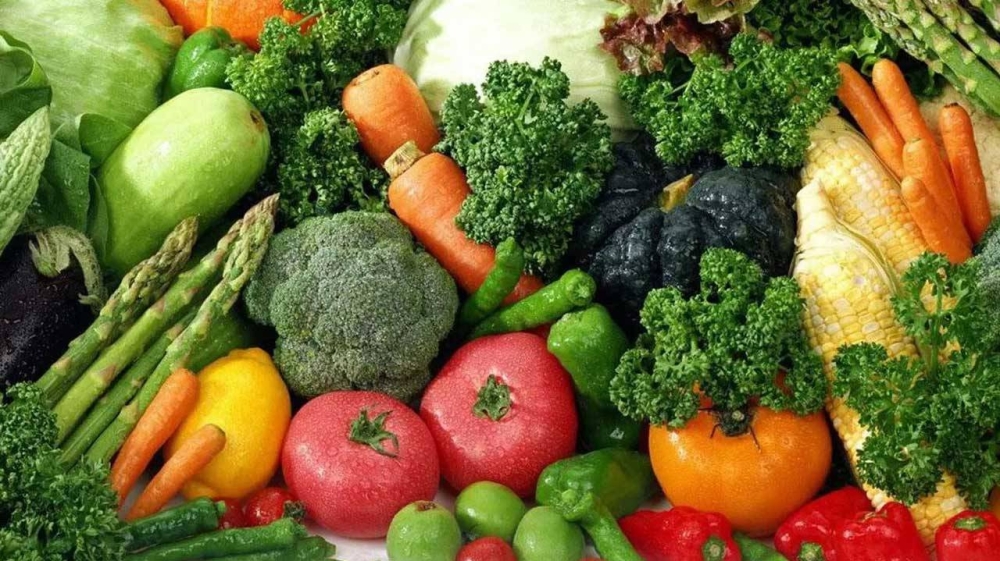 6 أطعمة أساسية تحافظ على صحة الغدة الدرقية وتوازن هرموناتك