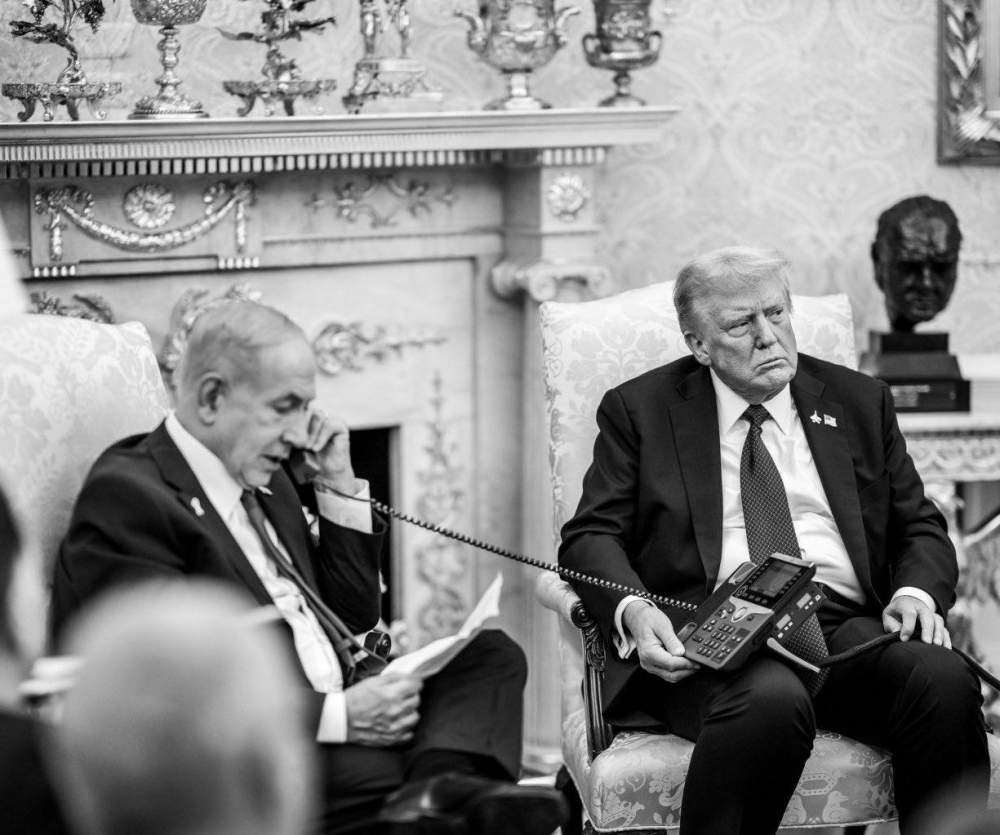 البيت الأبيض ينشر صوراً للحظة اعتذار نتنياهو لدولة قطر