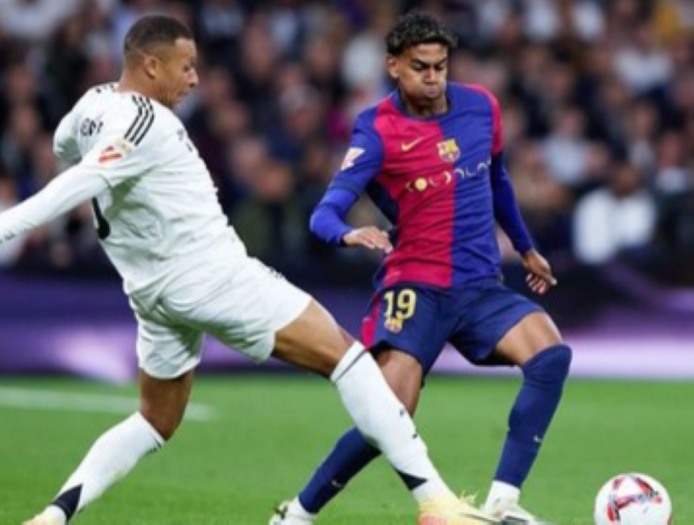 برشلونة وريال مدريد يتقاسمان الصدارة في تاريخ الكرة الذهبية