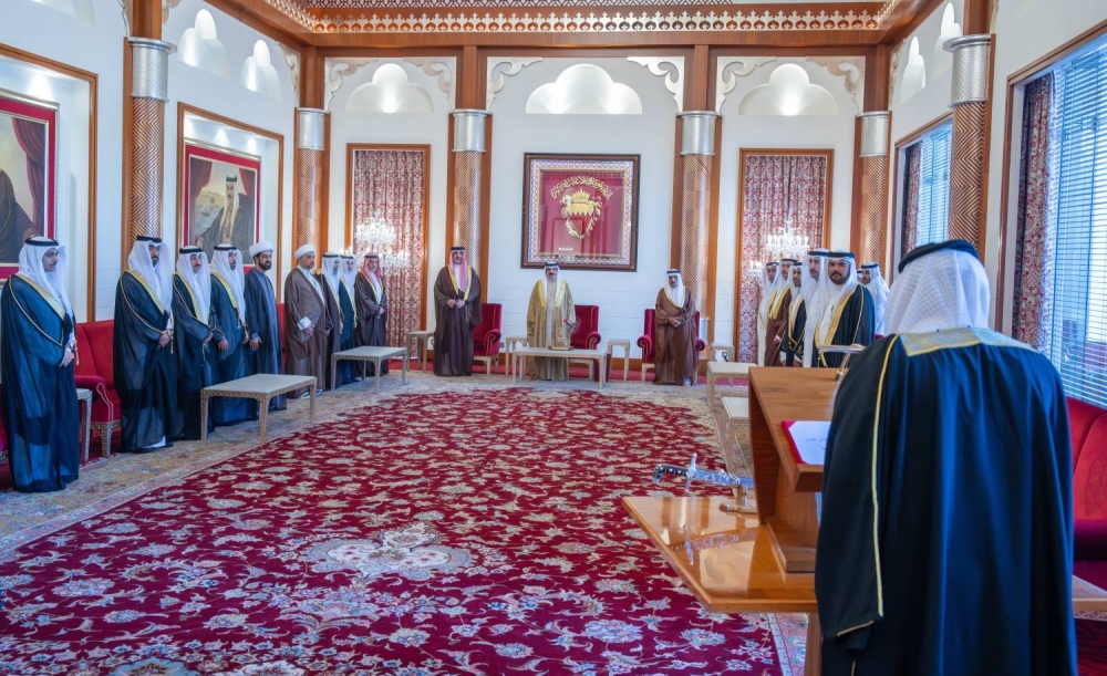 جلالة الملك المعظم يستقبل عددًا من القضاة بمناسبة تعيينهم