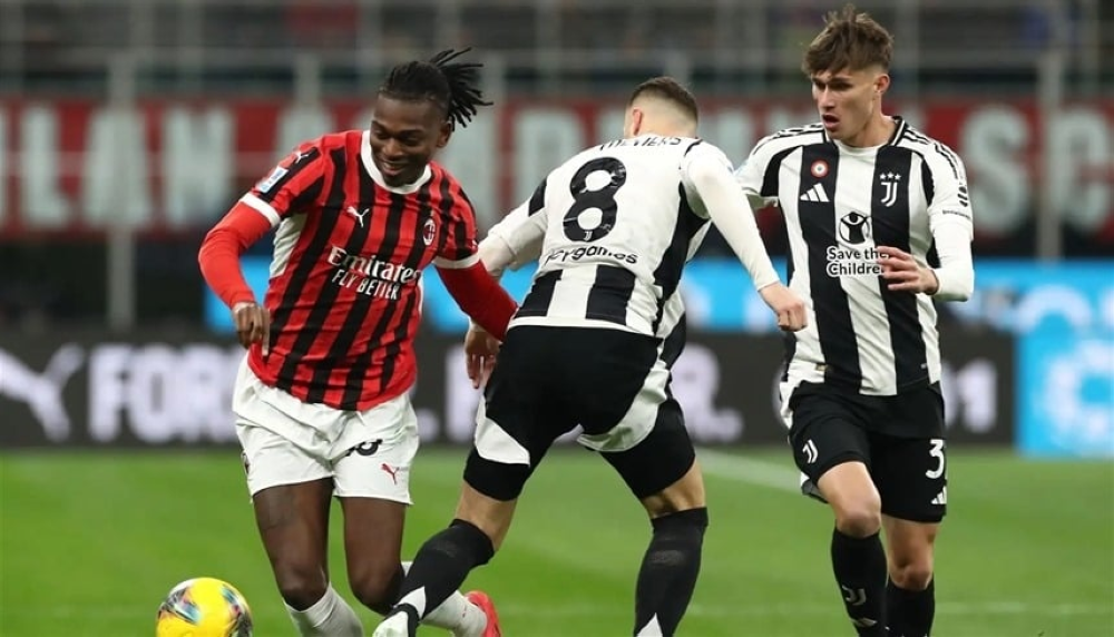 الدوري الإيطالي.. صراع الصدارة يشتعل في قمة يوفنتوس وميلان