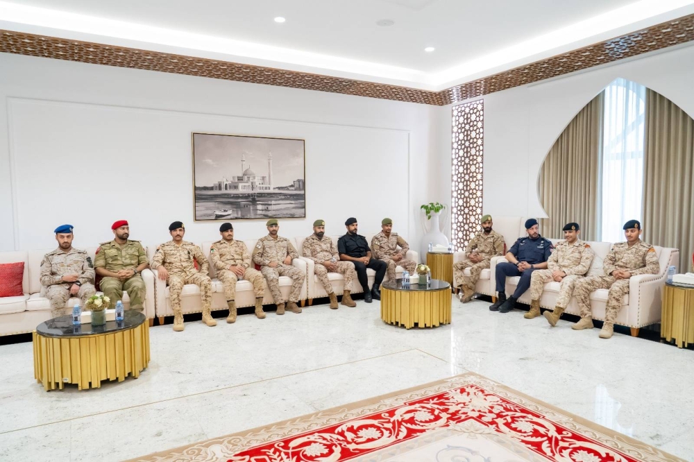 "أمانة النواب" تستقبل الدفعة الأولى من المشاركين في الدورة القضائية التأسيسية لضباط القضاء العسكري