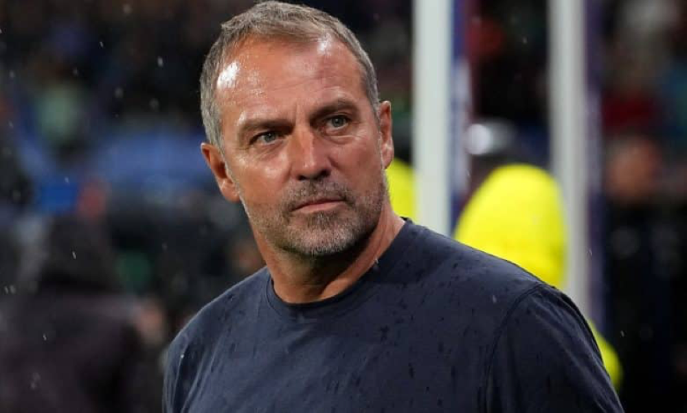 هانز فليك يعد جماهير برشلونة بالألقاب الأوروبية