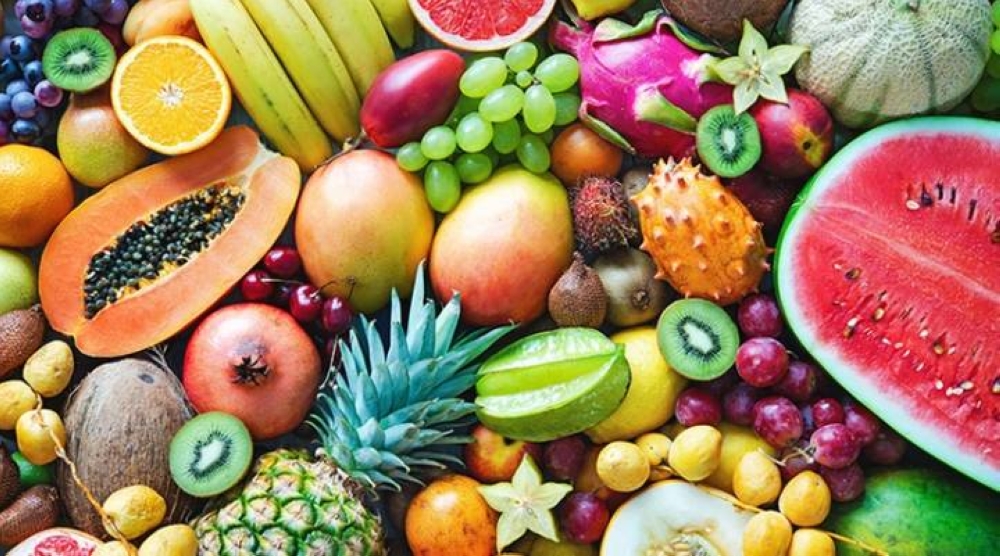 لماذا لا غنى عن الفواكه الموسمية؟ 7 فوائد ستفاجئك