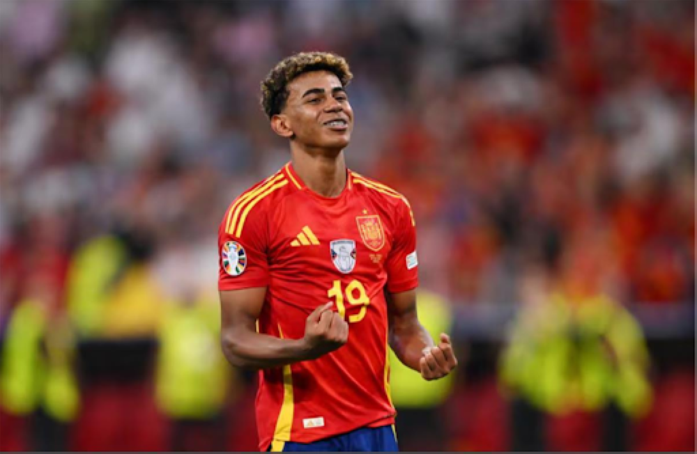 لامين يامال يقود قائمة منتخب إسبانيا لتصفيات كأس العالم 2026