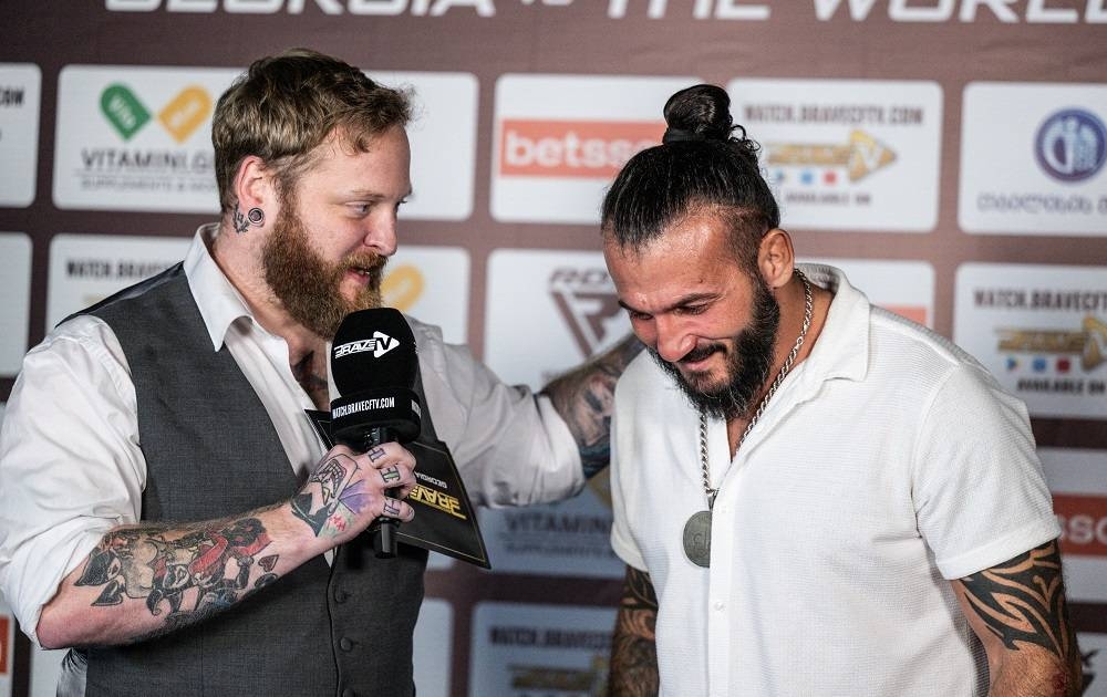 اللبناني فخر الدين أول أيقونة عربية تدخل قاعة مشاهير BRAVE CF