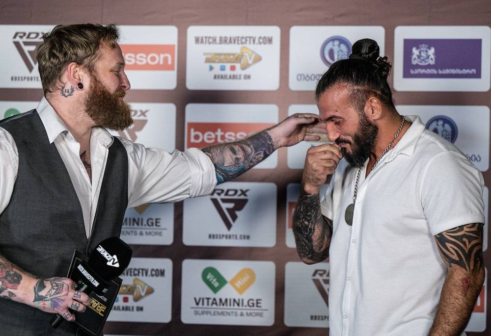 اللبناني فخر الدين أول أيقونة عربية تدخل قاعة مشاهير BRAVE CF