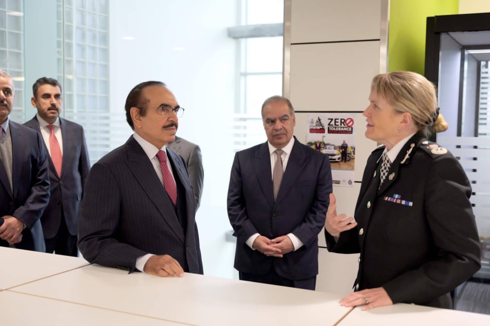 وزير الداخلية يبحث مع شرطة دورهام تعزيز الشراكة التدريبية وتبادل الخبرات في إنفاذ القانون
