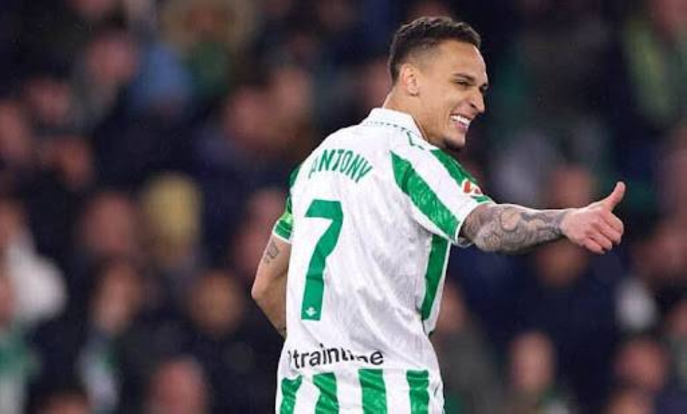 أنتوني يكشف كواليس فشله في مانشستر يونايتد وتألقه مع ريال بيتيس