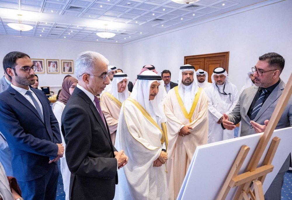 خالد بن عبد الله: إنجازات الطرق نتاج سواعد تبني وأياد تطور ضمن فريق البحرين لتوفير بنية تحتية مستدامة