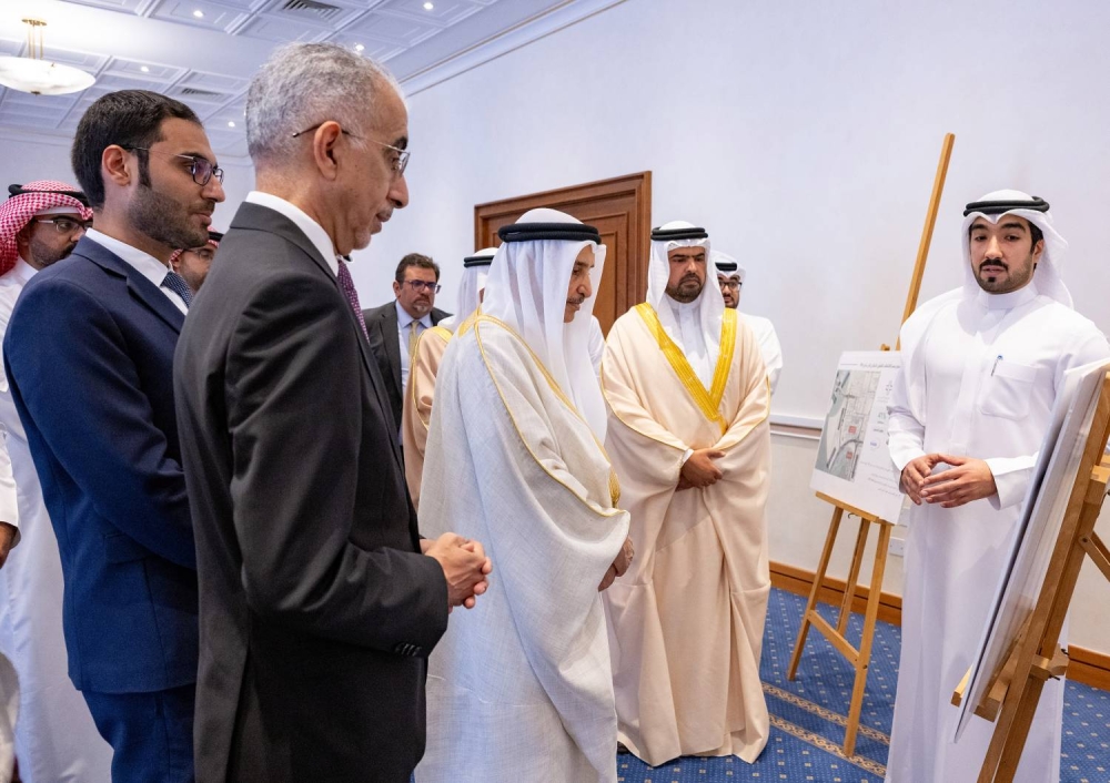 خالد بن عبد الله: إنجازات الطرق نتاج سواعد تبني وأياد تطور ضمن فريق البحرين لتوفير بنية تحتية مستدامة