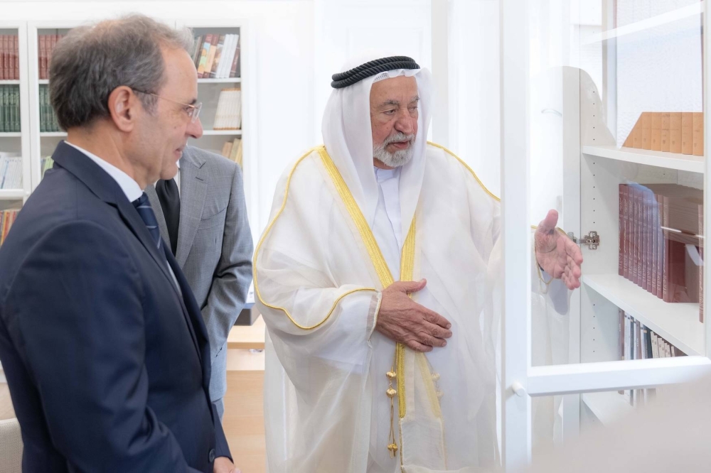 حاكم الشارقة يفتتح "مركز الدراسات العربية" في جامعة كويمبرا البرتغالية