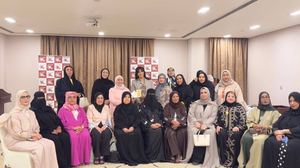 التوعية طريق النجاة... مجلس خوات دنيا ينظم لقاءً تثقيفيًا عن سرطان الثدي