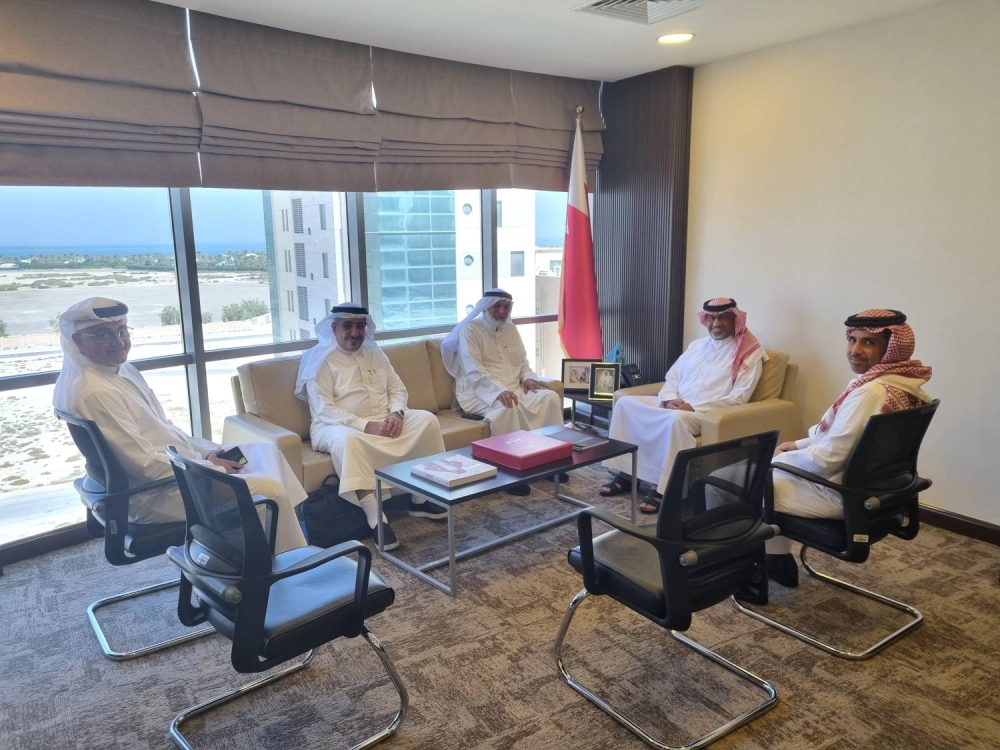 وكيل وزارة شؤون الشباب يبحث مجالات التعاون مع جمعية البحرين لشركات التقنية