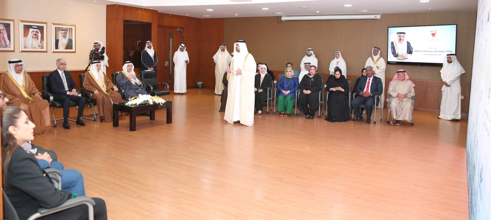 إنجاز 102 من إجمالي 125 من مشاريع الطرق المدرجة ضمن برنامج الحكومة (2023-2026) وبنسبة 82%