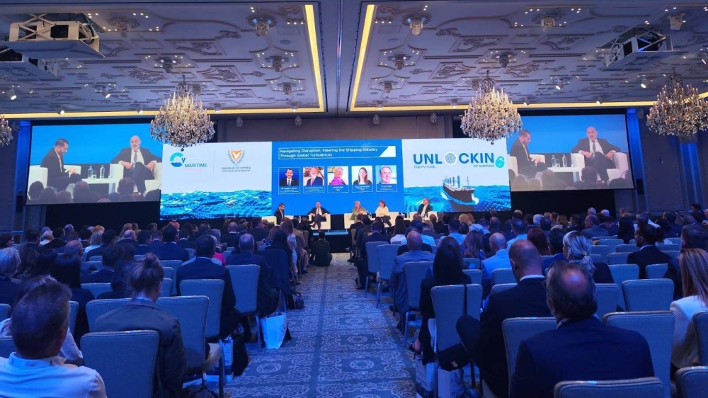 وزير المواصلات والاتصالات يشارك في أعمال النسخة التاسعة عشر من مؤتمر قبرص العالمي للملاحة