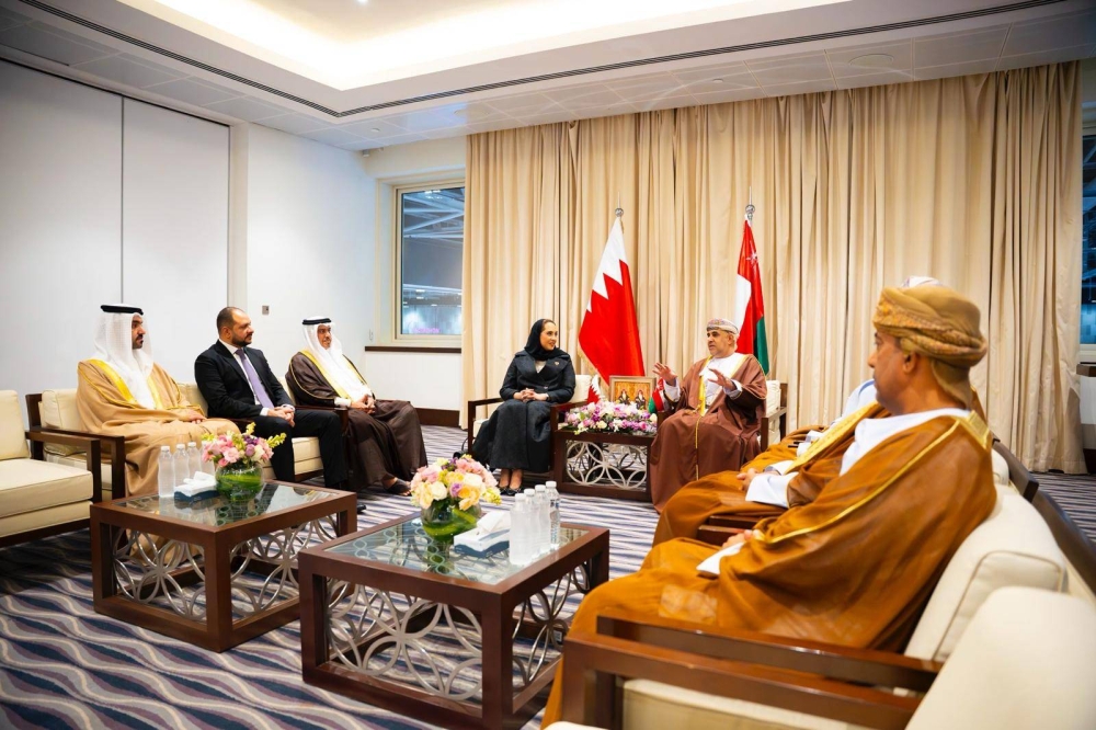 وزيرة الإسكان تبحث مع نظيرها العُماني تعزيز التعاون وتبادل الخبرات