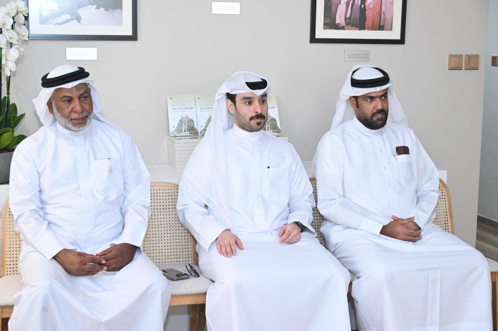 &laquo;الصحفيين البحرينية&raquo; تشهد فعالية تدشين مؤلف جديد للراحل محمد جابر الأنصاري