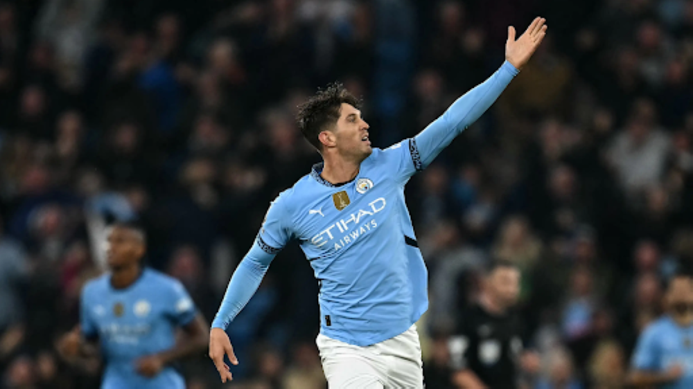 جون ستونز مدافع مانشستر سيتي: فكرت في اعتزال كرة القدم بسبب الإصابات