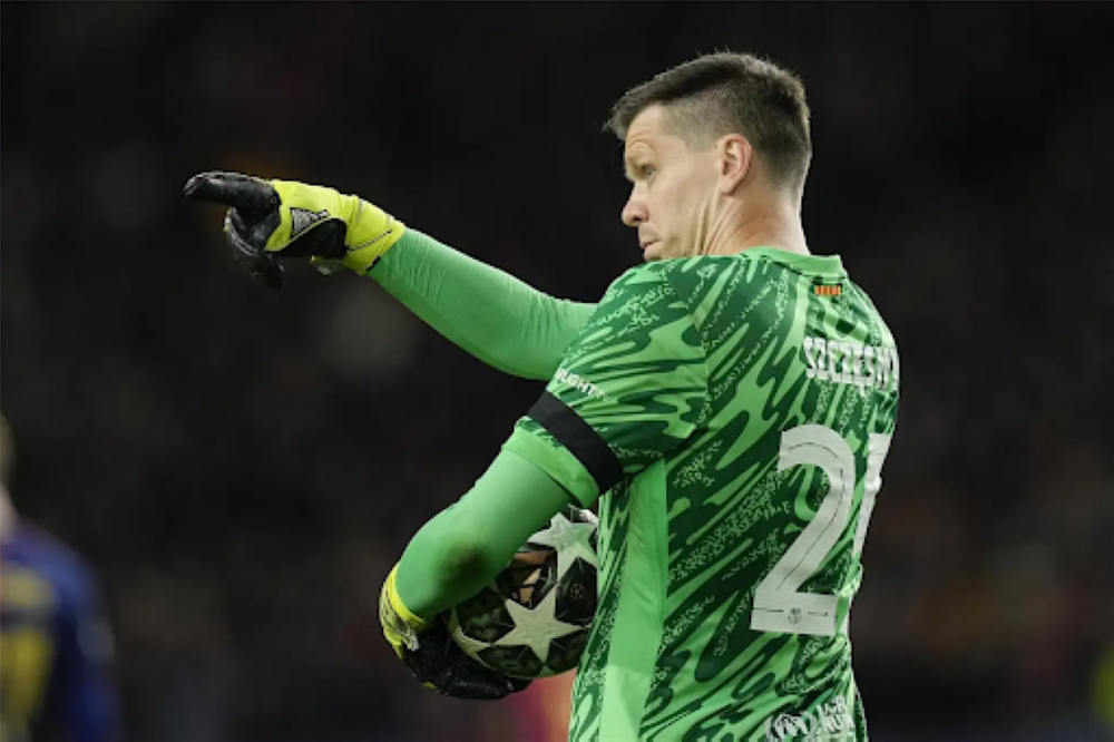 تشيزني يشيد بموهبة زميله في برشلونة خوان جارسيا: قد يصبح أفضل حارس في العالم