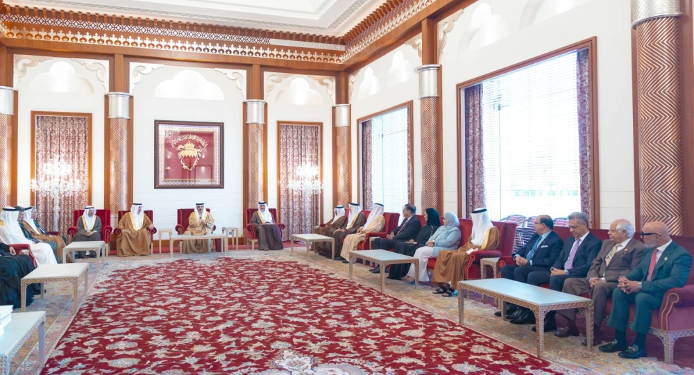 الملك : إسهام فاعل لأبناء البحرين في بناء نهضة الوطن وتعزيز سمعته المرموقة