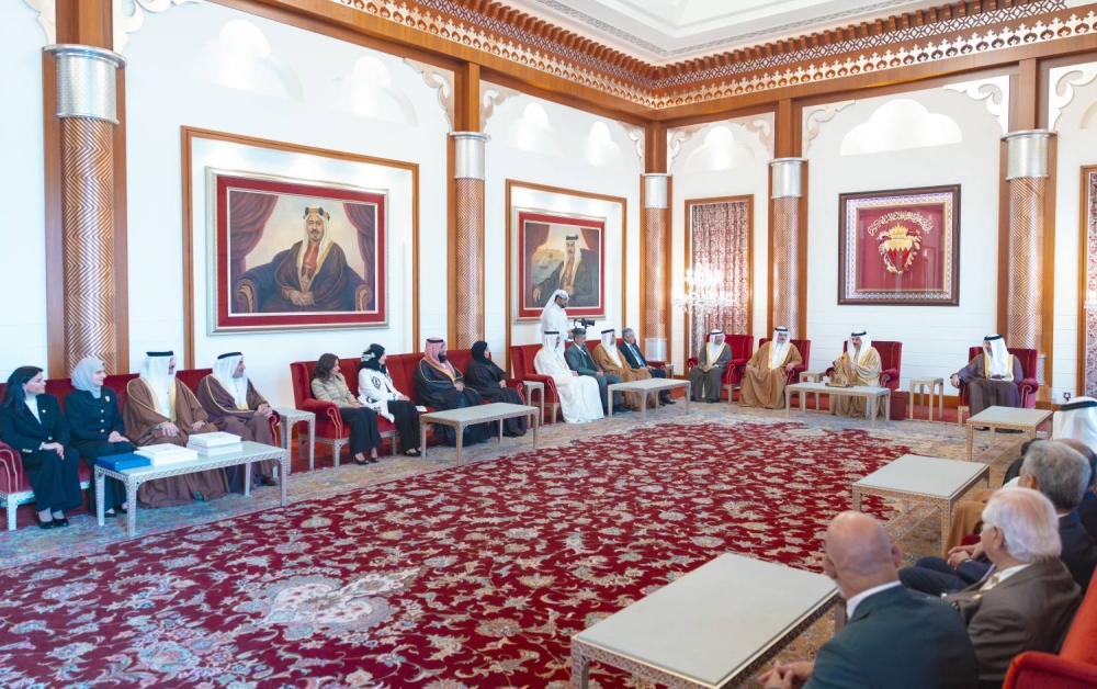 الملك : إسهام فاعل لأبناء البحرين في بناء نهضة الوطن وتعزيز سمعته المرموقة