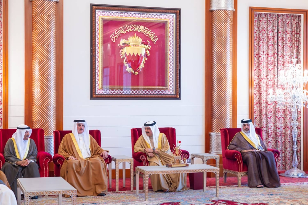 الملك : إسهام فاعل لأبناء البحرين في بناء نهضة الوطن وتعزيز سمعته المرموقة
