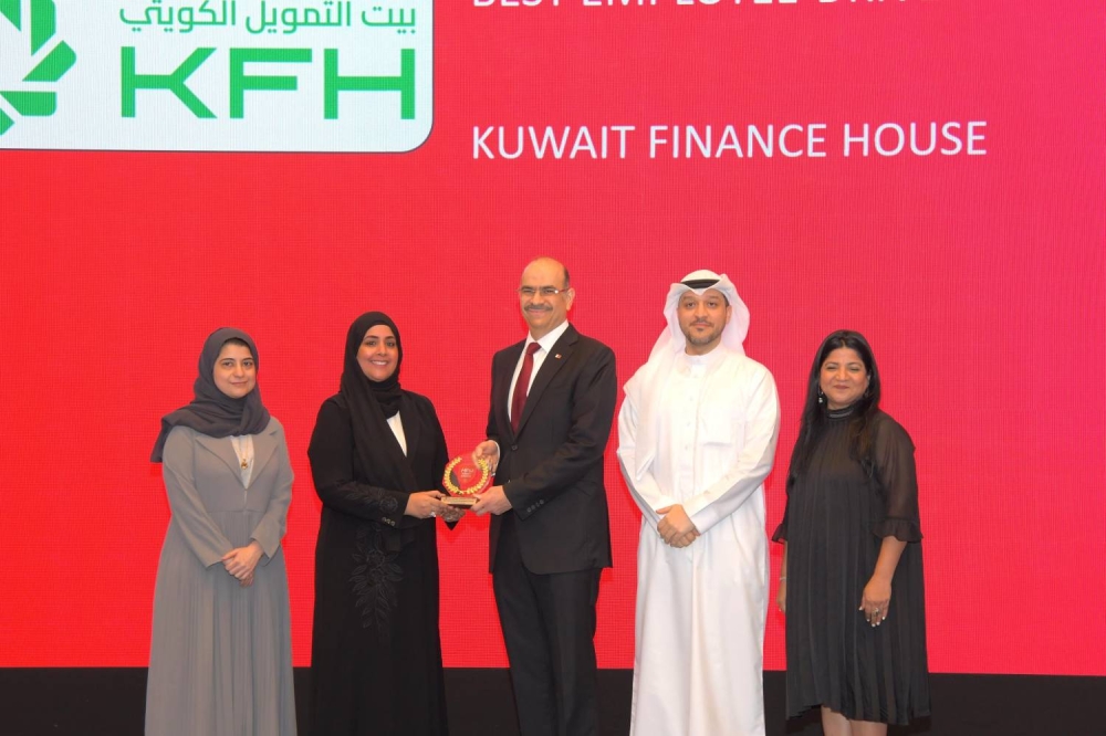 وزير الشؤون القانونية وزير العمل بالوكالة يفتتح المؤتمر السنوي الـ17 لإدارة الموارد البشرية