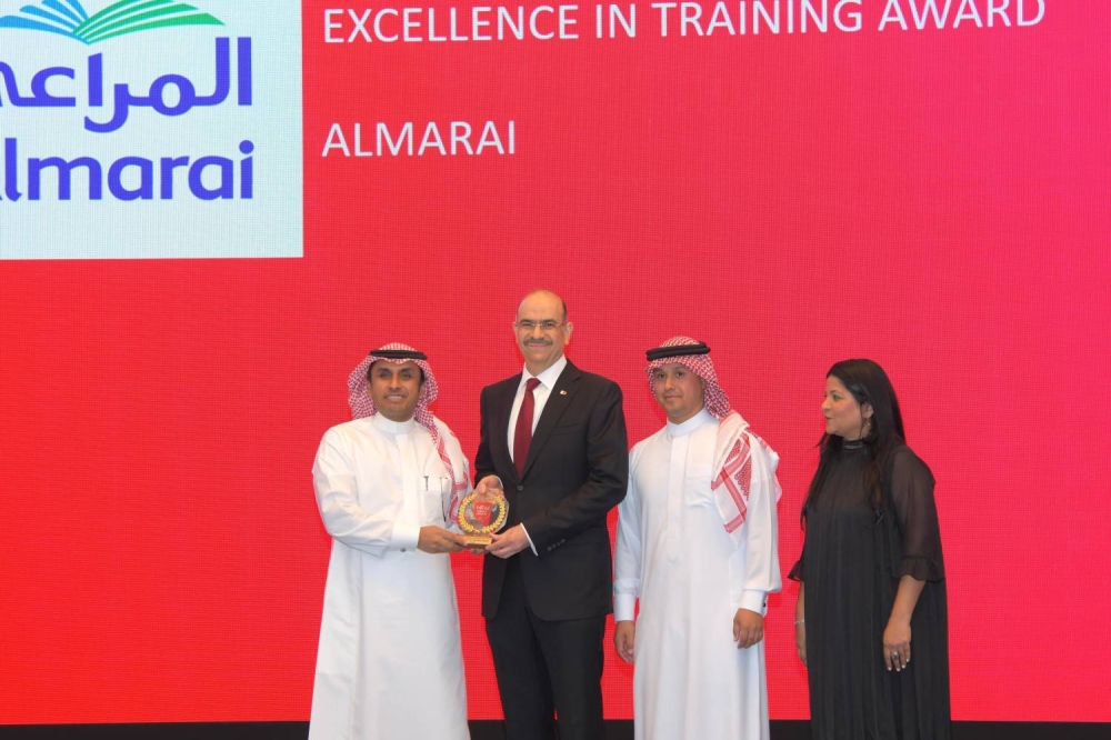 وزير الشؤون القانونية وزير العمل بالوكالة يفتتح المؤتمر السنوي الـ17 لإدارة الموارد البشرية