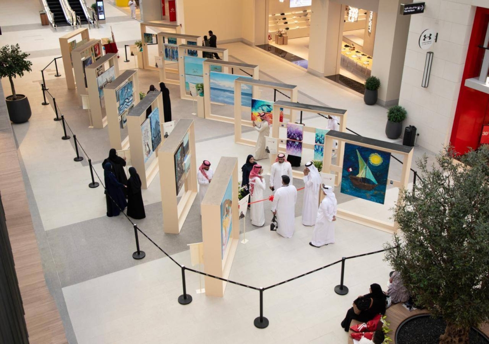 الأمين العام للمؤسسة الملكية للأعمال الإنسانية يفتتح المعرض الفني الأول (أوه يا مال)