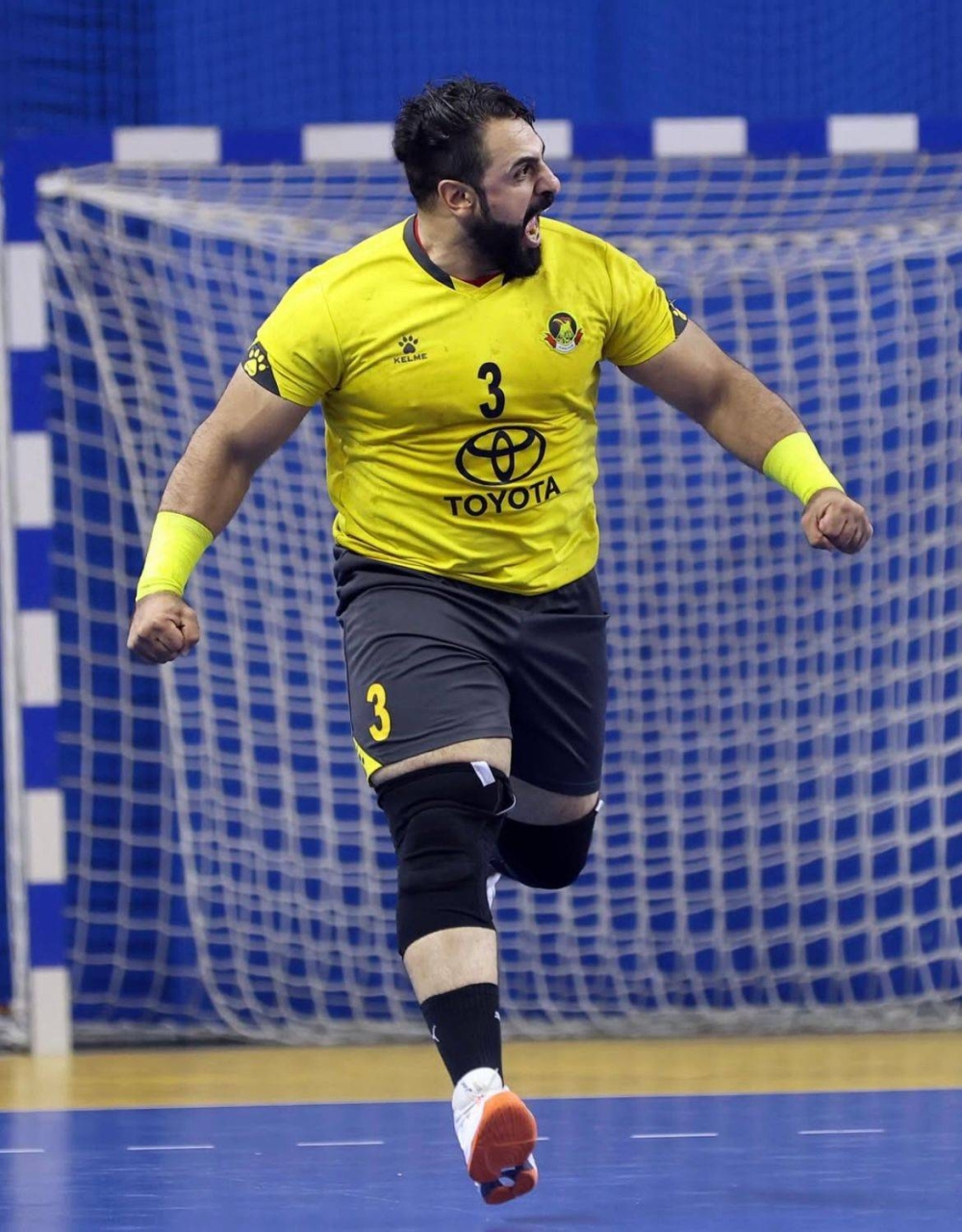 الأهلي يُغرق بحارة الدير ويتأهل لنهائي سوبر اليد البحريني