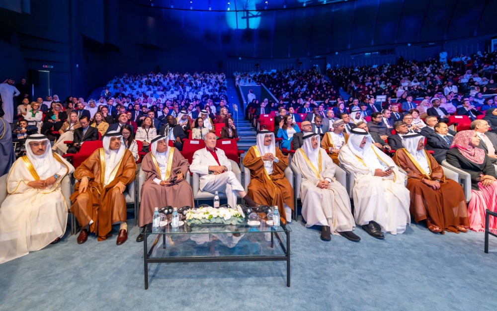 ولي العهد رئيس الوزراء يحضر حفل تسليم جائزة اليونسكو &ndash; الملك حمد بن عيسى آل خليفة لاستخدام تكنولوجيات المعلومات والاتصال