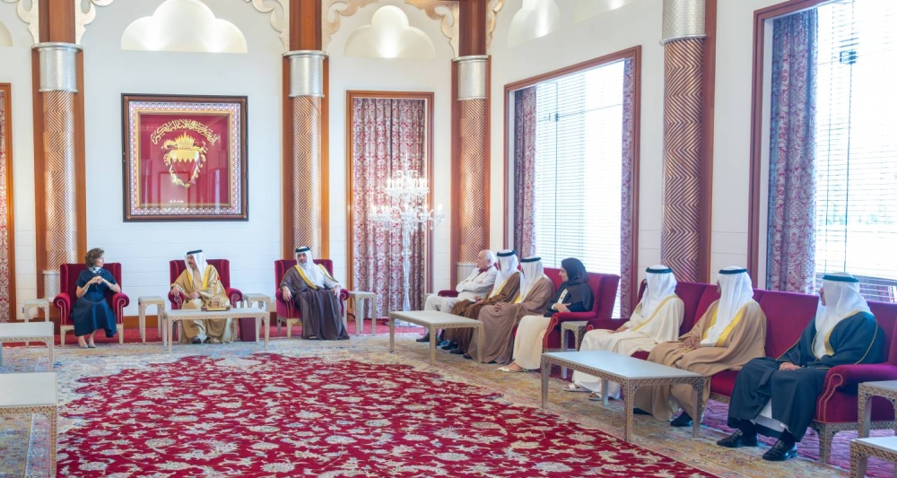 الملك يستقبل المديرة العامة لمنظمة اليونسكو ووزراء التربية والتعليم بدول التعاون