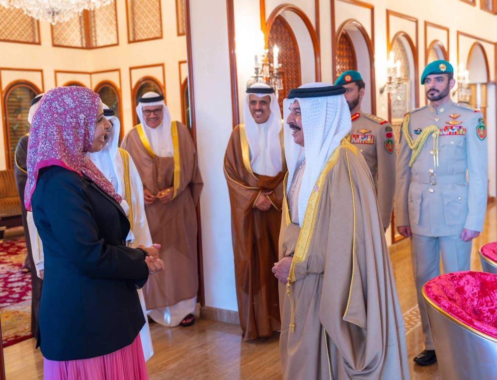 الملك يستقبل المديرة العامة لمنظمة اليونسكو ووزراء التربية والتعليم بدول التعاون