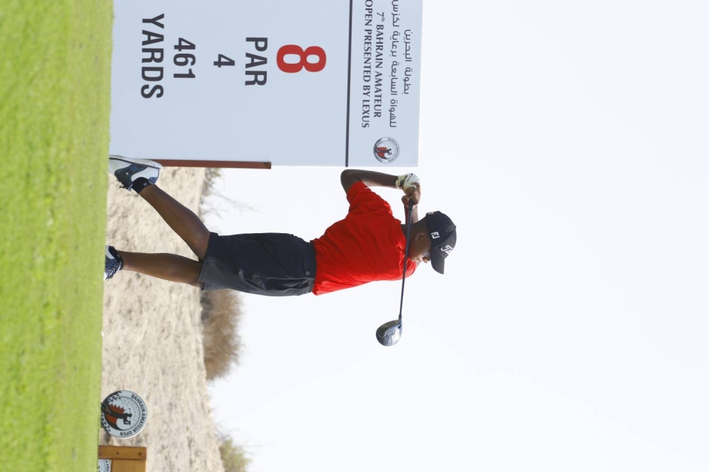 القطري سوكولوف يواصل تألقه في الجولة الثانية.. وجولة الحسم السبت على ملاعب النادي الملكي للجولف