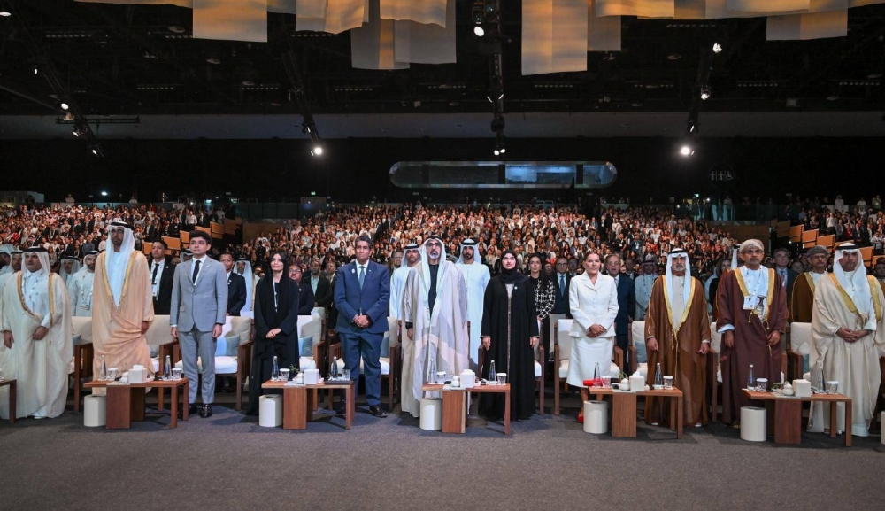 وزير النفط والبيئة يشارك في المؤتمر العالمي للحفاظ على الطبيعة بأبوظبي