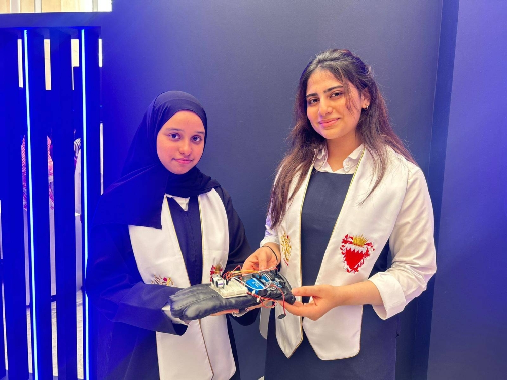 مشاركات مدرسية في معرض حفل جائزة اليونسكو &ndash; الملك حمد لاستخدام تكنولوجيات المعلومات