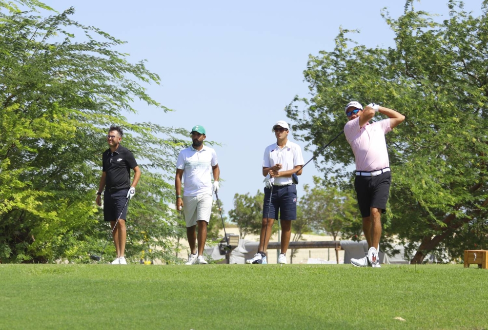 الماليزي عبدالقدوس يظفر بكأس بطولة البحرين السابعة للهواة