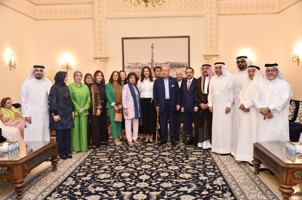 مجلس أجور يكرم القائمي بأعمال سفارتي لبنان والعراق