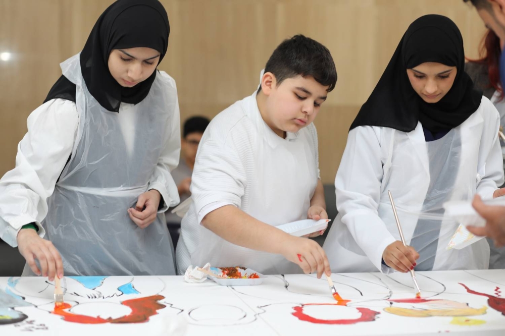 جامعة الخليج العربي تُوظف الرسم لتعزيز الصحة النفسية بالتزامن مع يوم الصحة النفسية العالمي