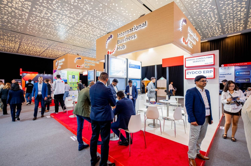 &laquo;الجناح العالمي للأعمال&raquo; يستعرض فرص الاستثمار في القطاع التقني البحريني