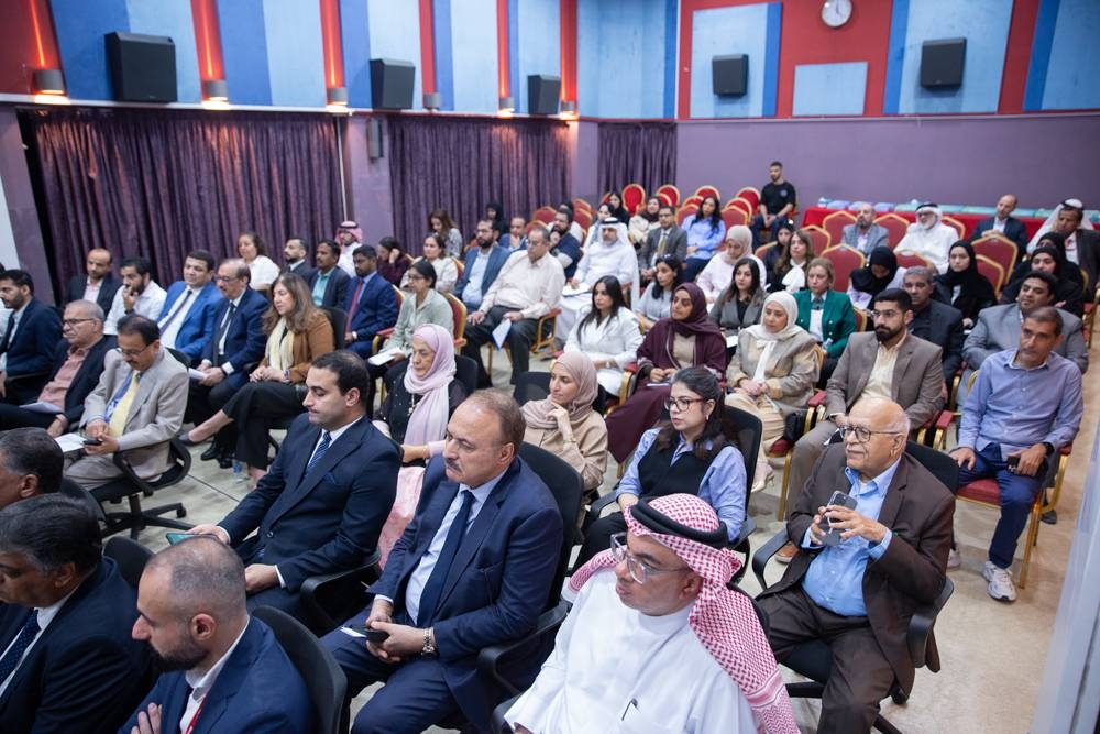 الجامعة الأهلية تحتفي بكوادرها الأكاديمية في أجواء من الفخر والاعتزاز