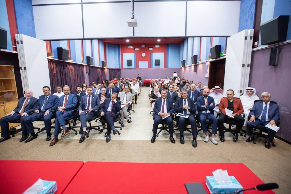 الجامعة الأهلية تحتفي بكوادرها الأكاديمية في أجواء من الفخر والاعتزاز