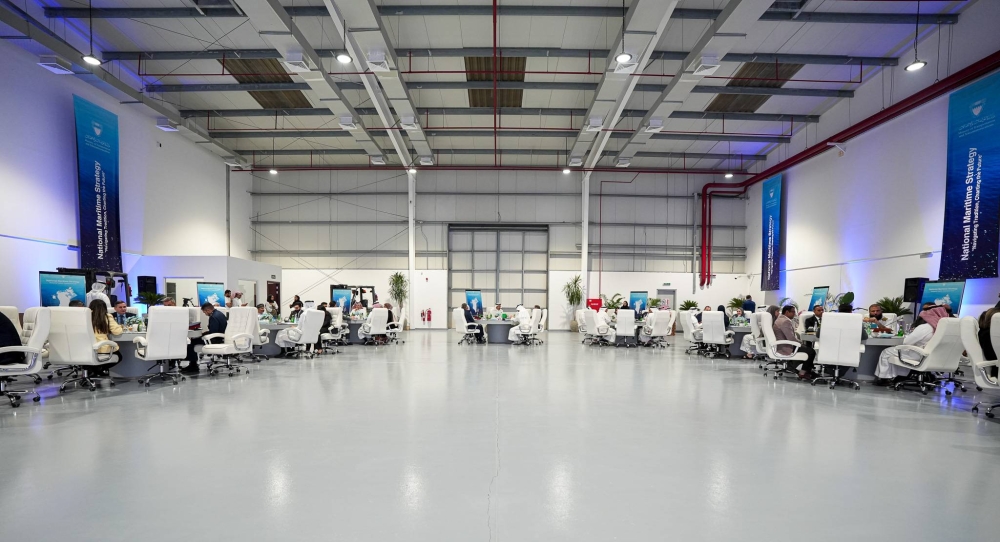 وزير المواصلات والاتصالات: بناء منظومة بحرية متكاملة تعزز مكانة البحرين كمركز محوري للتجارة والخدمات اللوجستية