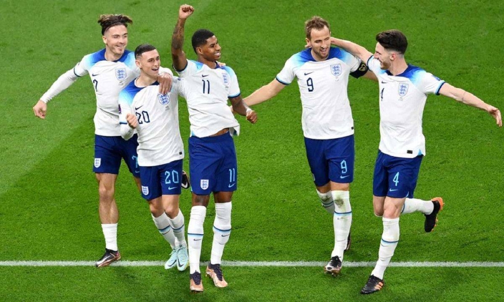 إنجلترا تتطلع للفوز أمام لاتفيا وحسم التأهل لمونديال 2026