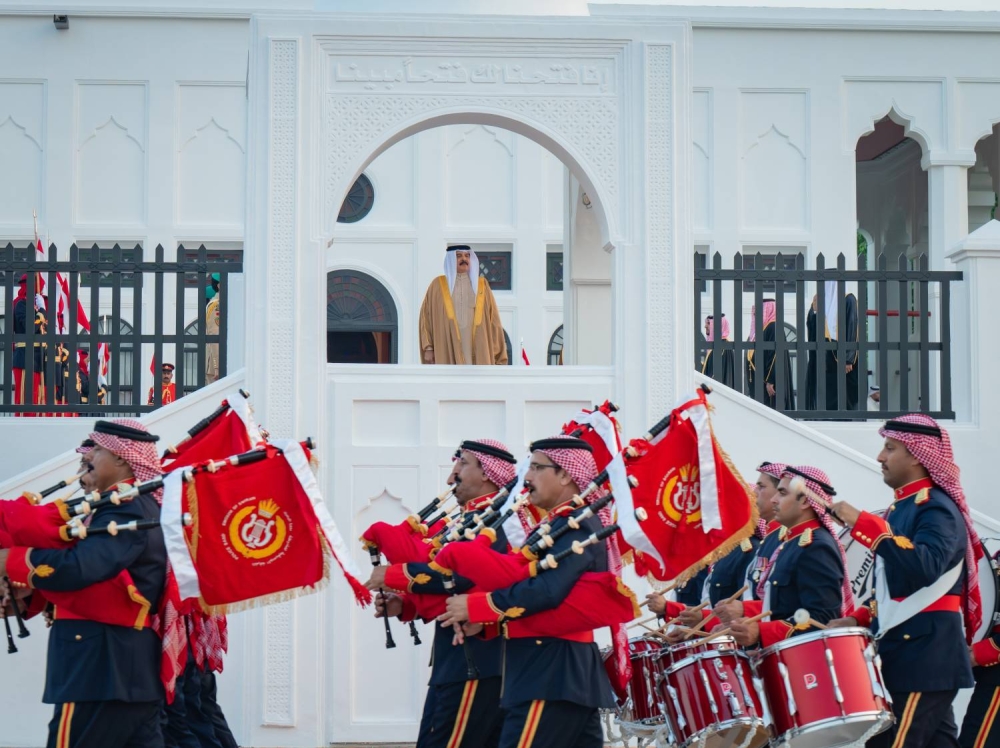 الملك يتسلم أوراق اعتماد 4 سفراء جدد لدى مملكة البحرين