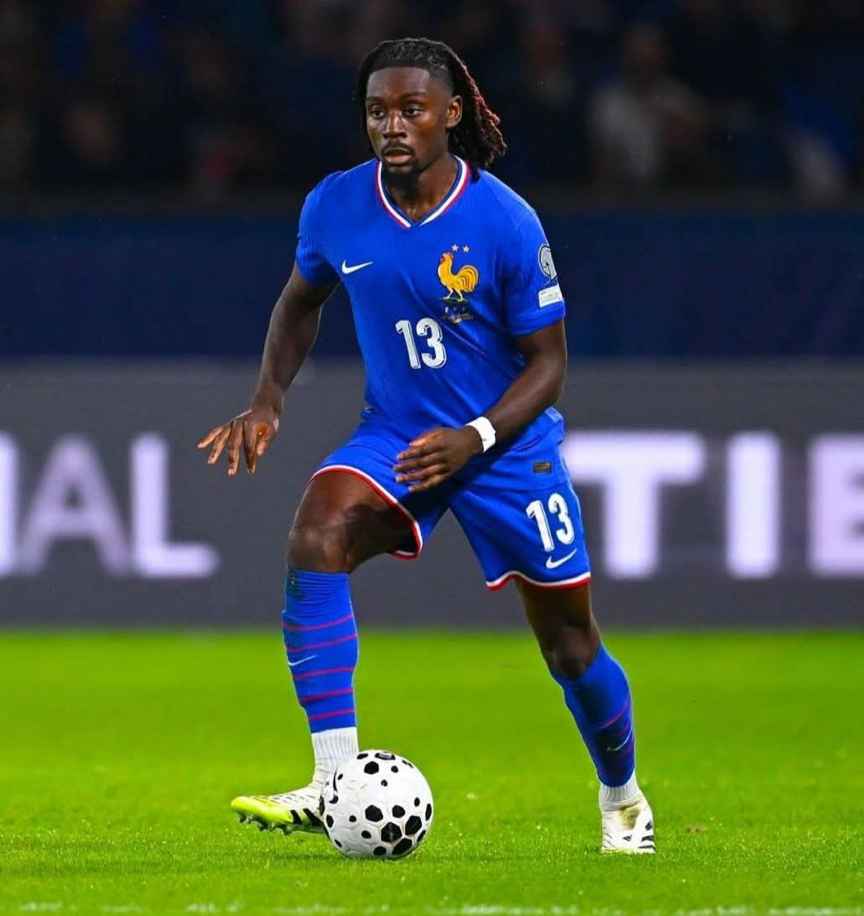 باريس سان جيرمان يجهز عرضًا ضخمًا لخطف نجم روما