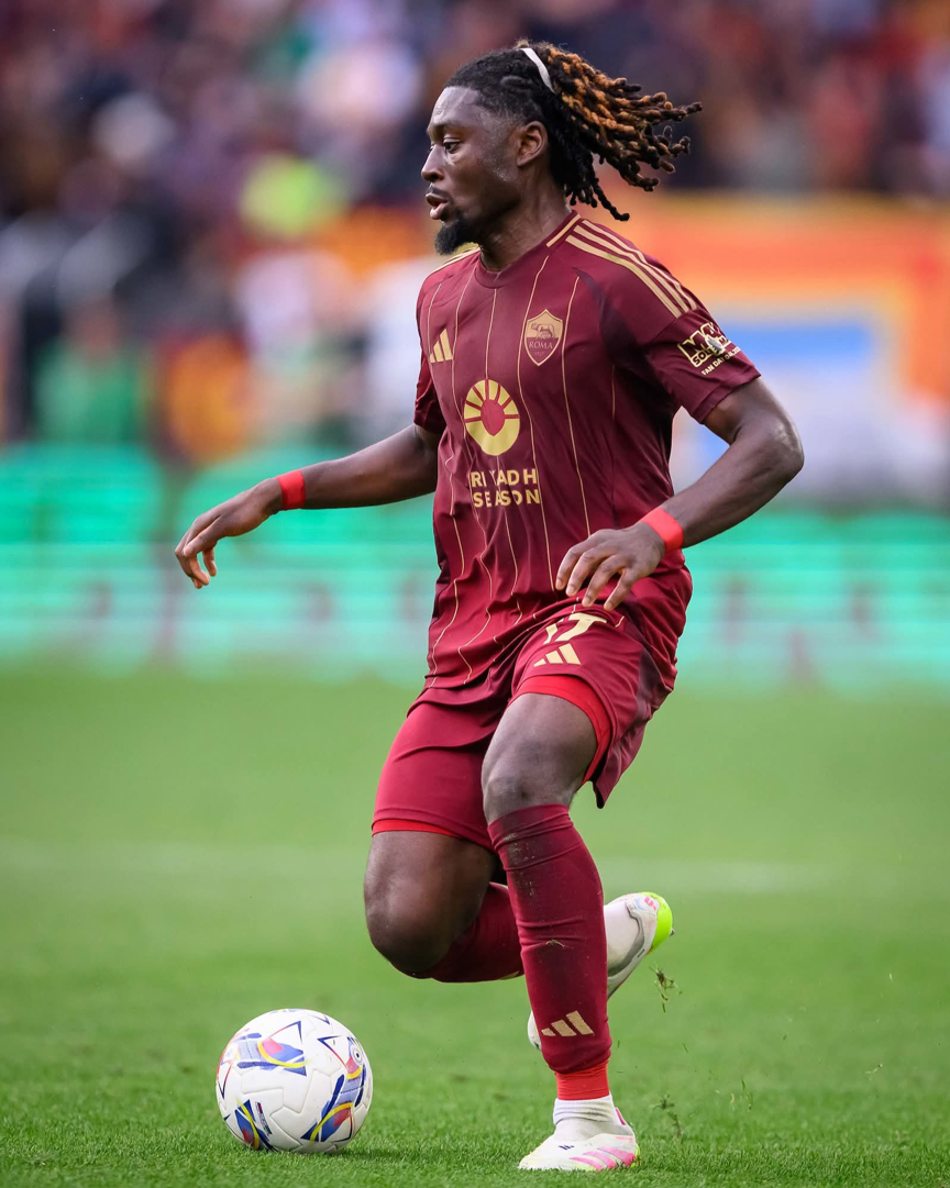 باريس سان جيرمان يجهز عرضًا ضخمًا لخطف نجم روما