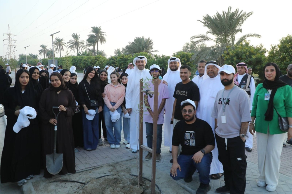 بلدية "الجنوبية" تنظم فعاليات لتوزيع وغرس الشتلات بمناسبة أسبوع الشجرة